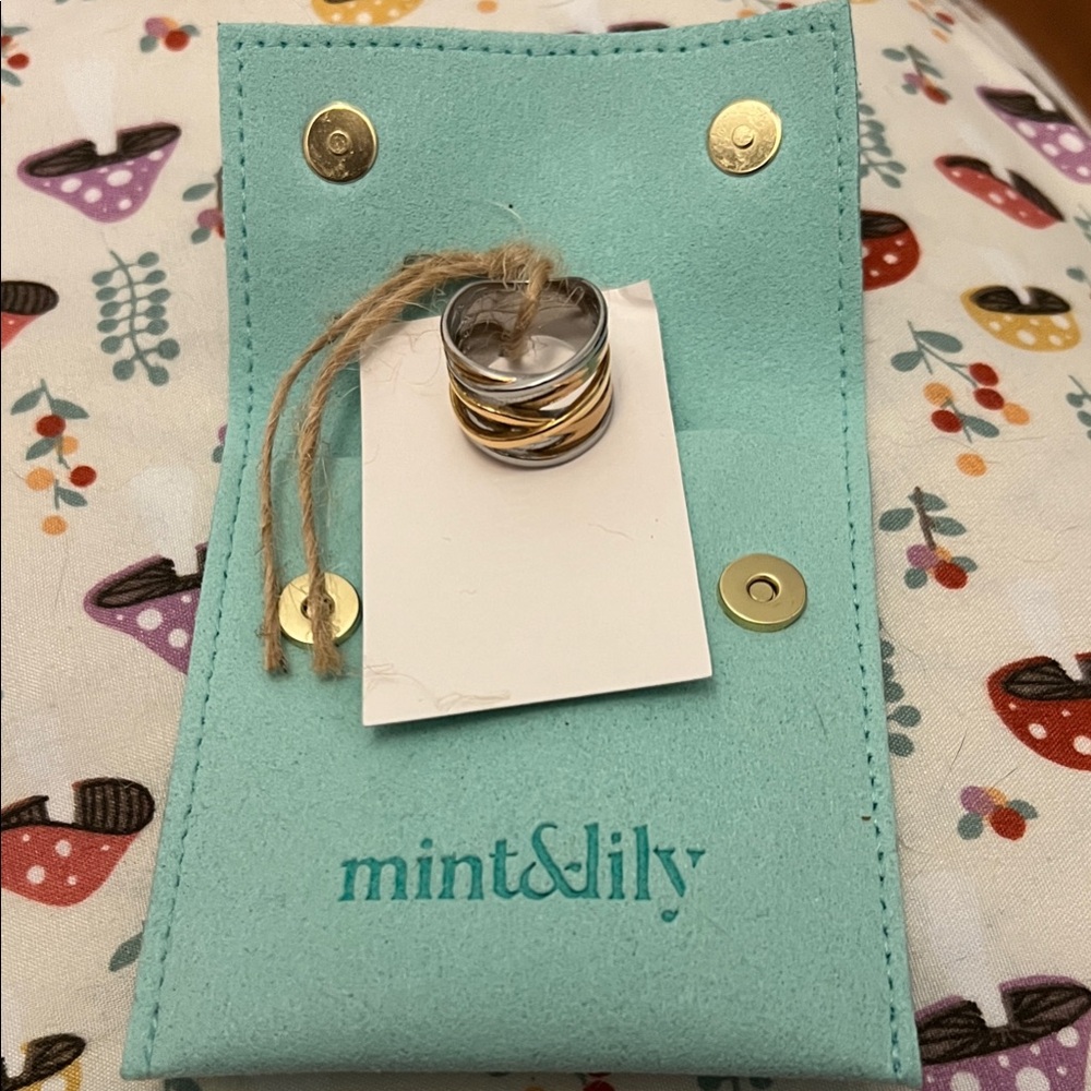 Mint & Lily Silver and Gold Women's Ring